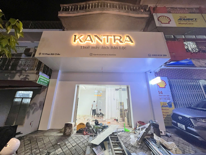 Bảng hiệu quảng cáo